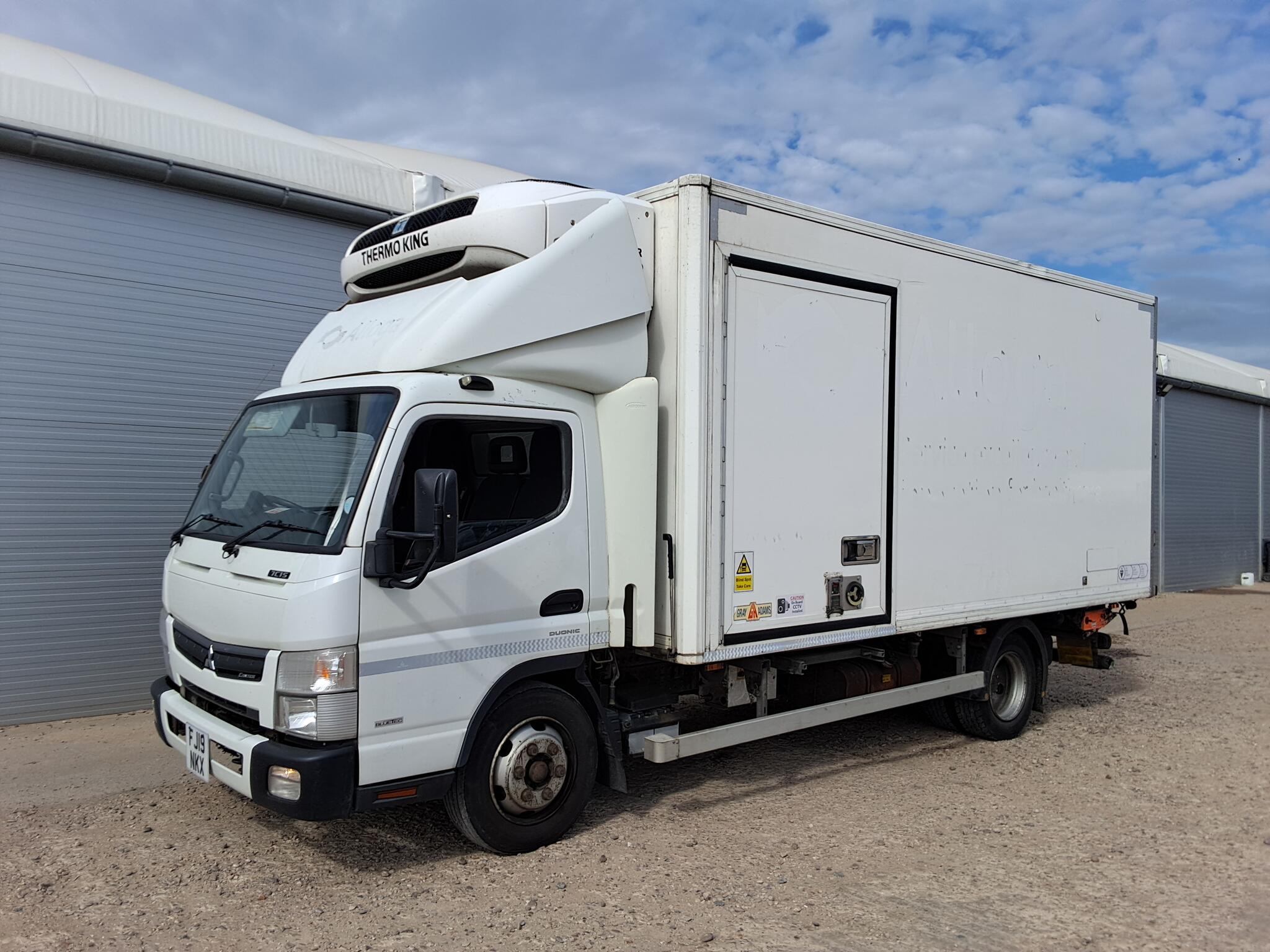 Used Mitsubishi Temperature Controlled trucks & lorries